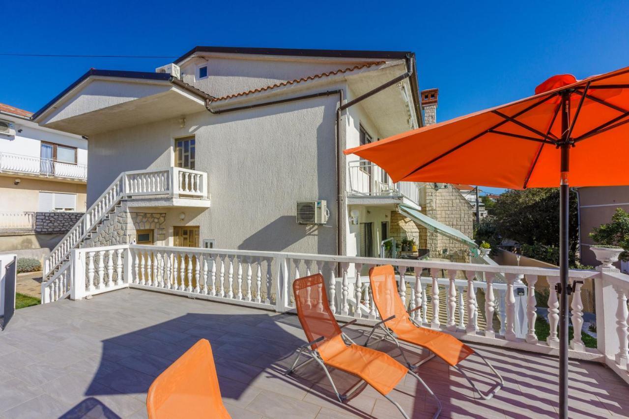 Apartments Budzyn Novi Vinodolski Extérieur photo