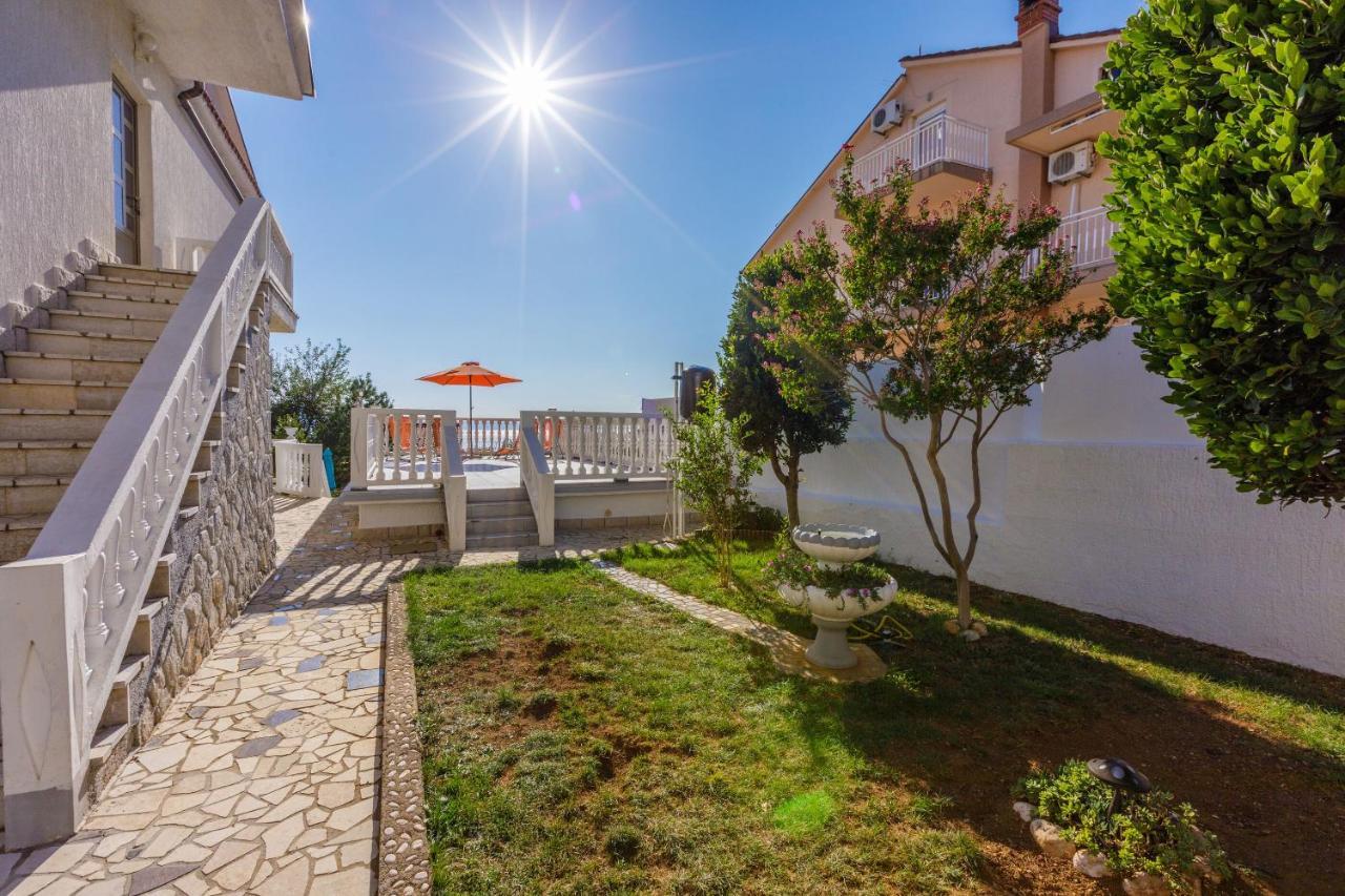 Apartments Budzyn Novi Vinodolski Extérieur photo