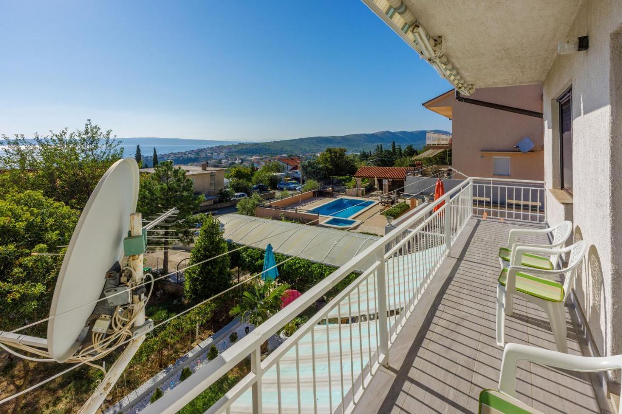 Apartments Budzyn Novi Vinodolski Extérieur photo