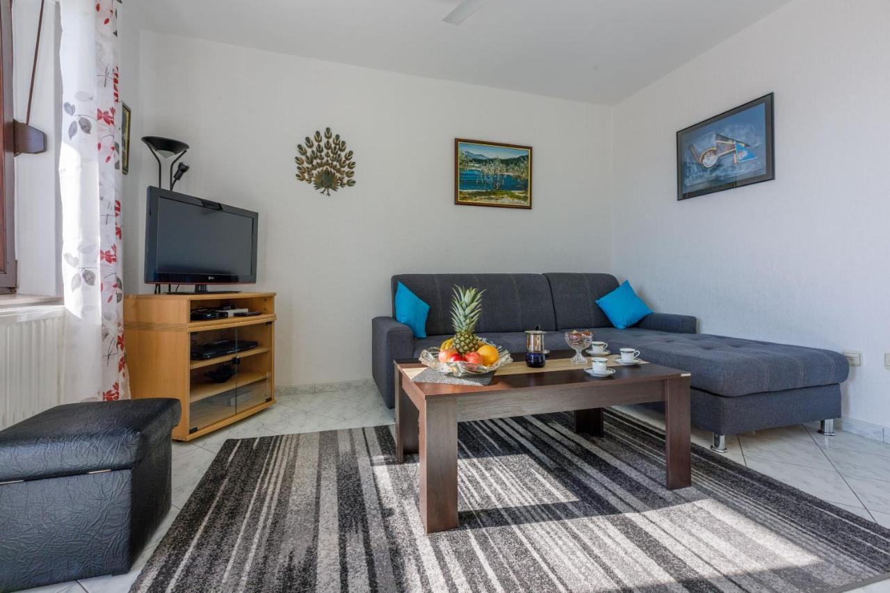 Apartments Budzyn Novi Vinodolski Extérieur photo