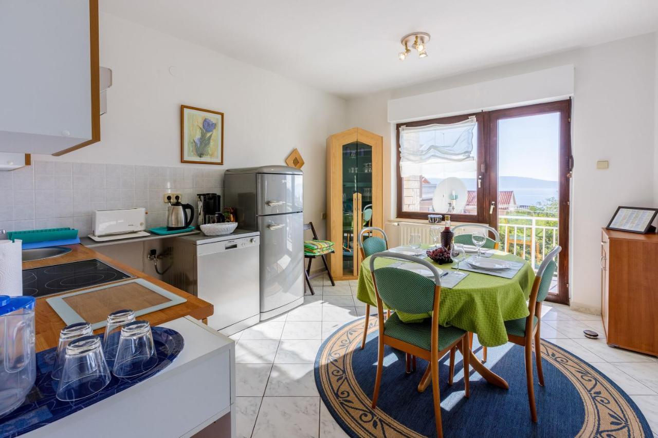 Apartments Budzyn Novi Vinodolski Extérieur photo